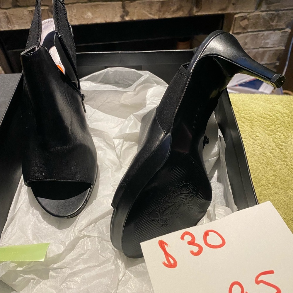 Booties open toe